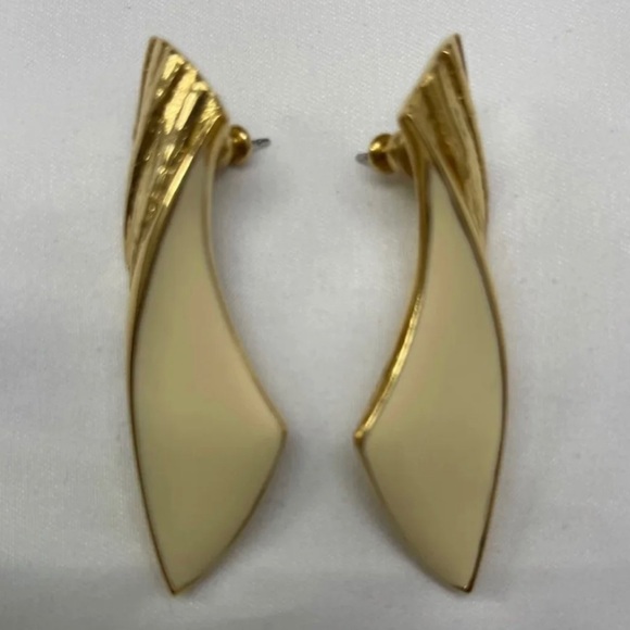 Jewelry - Women’s Enamel Earrings